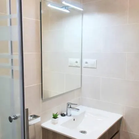 Linares 10 Apartment *